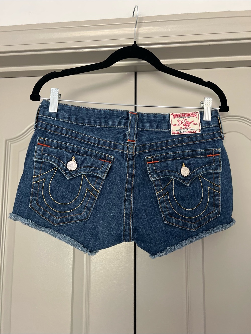 Y2K True Religion Joey Cutoff Denim Micro Shorts Low Rise Size 28 USA - Picture 4 of 6